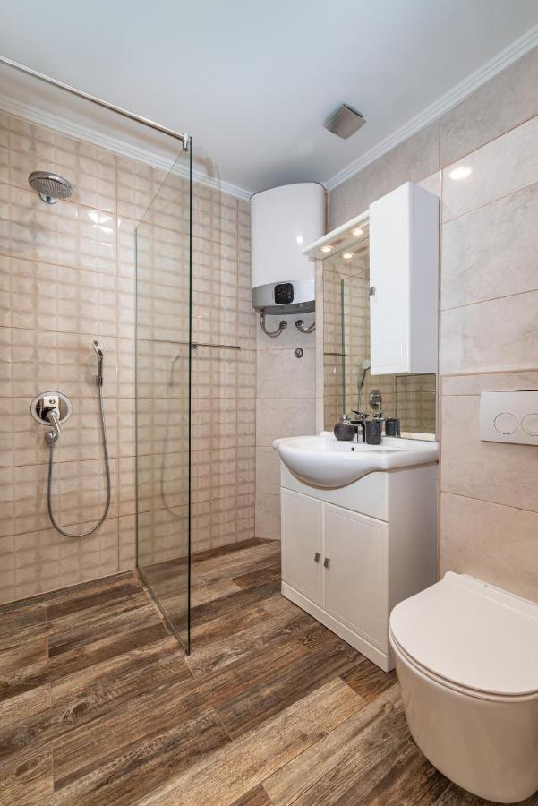 Poseidon Apartmani Bibinje Exterior foto