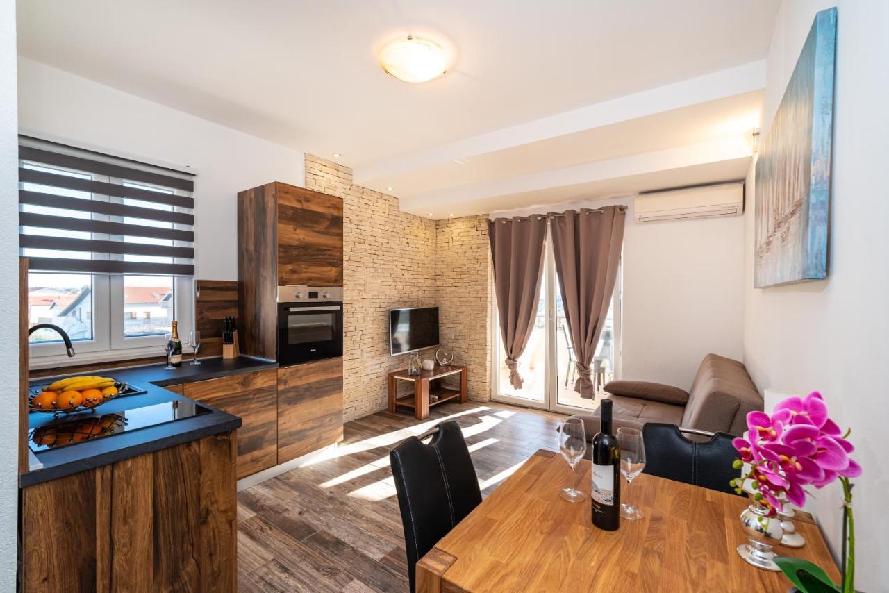 Poseidon Apartmani Bibinje Exterior foto